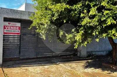 Casa com 2 quartos à venda na Vila Nova, Três Lagoas 