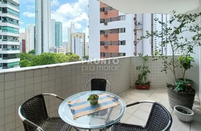 Apartamento nascente com 136,80m² de área privativa, com excelente localização em boa viagem.