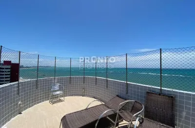 Excelente apartamento tríplex localizado na beira mar de candeias, com 363,51m² de área útil.