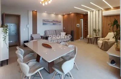 Apartamento com excelente localização em candeias com vista para o mar.