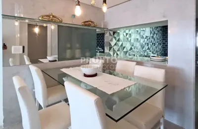 Apartamento de 168,00m² de área privativa, com excelente localização no bairro de boa viagem.