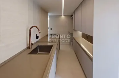 Excelente apartamento mobiliado com 178m² na avenida boa viagem!