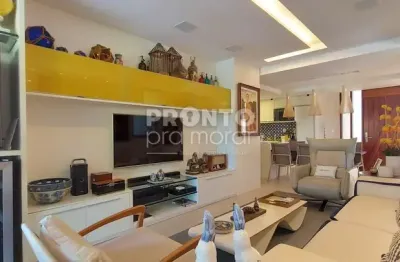 Excelente bangalô mobiliado localizado na praia de muro alto, com 240,00m² de área útil.