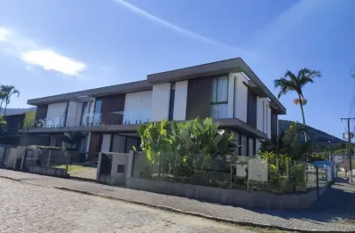 Casa com 3 quartos à venda no Parque São Jorge, Florianópolis 