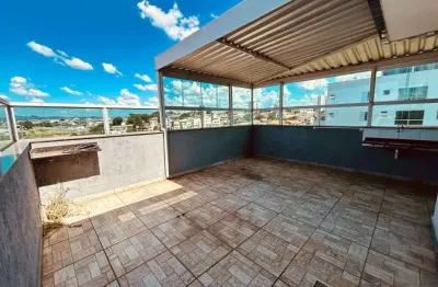 Cobertura à venda com vista deslumbrante, 2 quartos e 2 vagas