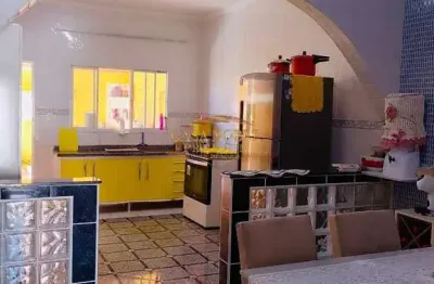 Casa com 3 quartos à venda na Rua Hilda Corrêa de Moura, Jardim Oasis, Taubaté