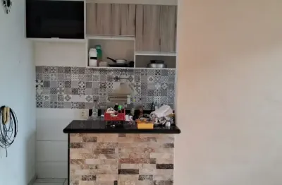 Apartamento para venda no barreto, macaé/rj, 02 quartos, 1 vaga, armários, 2 andar, lazer e segurança.
