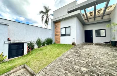 Linda casa geminada semi-mobiliada a venda em bombinhas pronta para morar