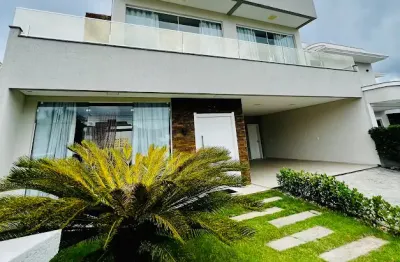 Casa alto padrão mobiliada à venda em bombinhas – 192m², pronta para morar!