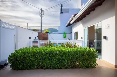 Casa com 4 quartos à venda em Zimbros, Bombinhas 