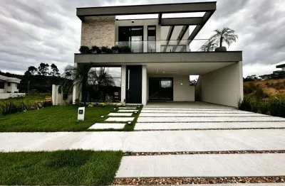 Casa com 3 dormitórios à venda, 363 m² por r$ 2.000.000,00 - ponta aguda - blumenau/sc