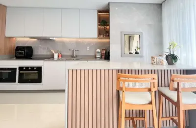 Apartamento completamente mobiliado com ótima localização