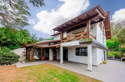 Casa à venda, 248 m² por r$ 2.200.000,00 - vila nova - blumenau/sc