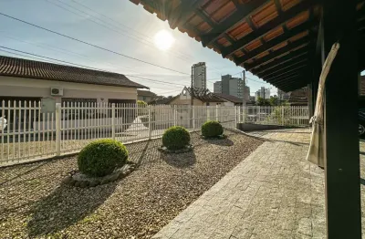 Casa com 3 quartos à venda no Velha, Blumenau 