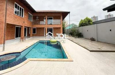 Excelente casa mobiliada no bairro garcia a poucos minutos do centro