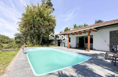 Casa térrea sensacional no bairro fidelis! com piscina e uma vista de tirar o folêgo!