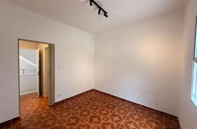 Kitnet com 1 dormitório à venda, 28 m² por R$ 180.000,00 - Boqueirão - Praia Grande/SP