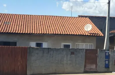 3 casas pilar do sul, 300 m², sta cecília, rua comercial, 5 quartos, 3 banheiros, doc. ok facilito