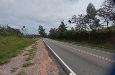 Lindo terreno piedade, 2.000 m², asfalto, semi plano, próx paineiras, doc. ok, facilito