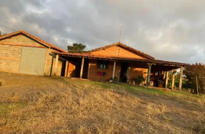 Lindo sítio pilar do sul, 5.000 m², 3 km asfalto, 2 casas, barracão, renda, riacho, doc. ok.
