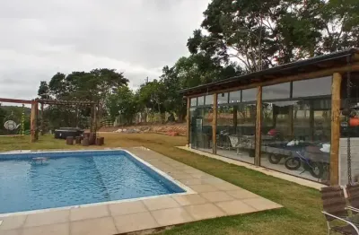 Linda sítio piedade, 29.000 m², casa, piscina, tanque, lagoa, poço art., escritura, permuto
