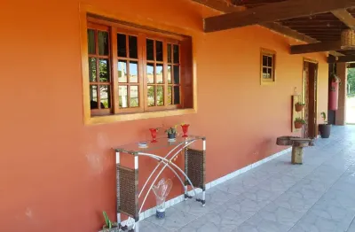 Linda chácara piedade, 3.780 m², 3 km asfalto, casa, lago, pomar, câmeras, canil, doc. ok