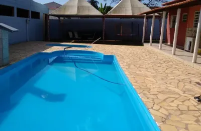 Linda chácara sorocaba, 1.000 m², 2 km asfalto, 3 quartos, 1 suíte, 2 piscinas, doc. ok.