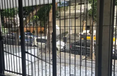 Apartamento  1quarto, sala, cozinha e quarto de serviço com banheiro e 1vaga