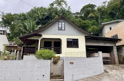 Casa com 3 quartos à venda no Valparaíso, Blumenau 