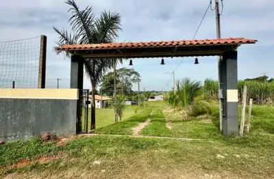 Conforto e diversão no campo – chácara com piscina e edícula!