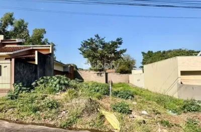 Terreno à venda no Jardim Ipê, Umuarama 
