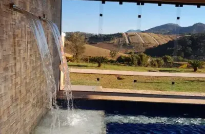 Lote quase plano no condomínio fechado ville bourbon, há 10 minutos do parque das águas de são lourenço