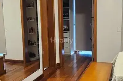 Sobrado  amplo  e bem distribuído, perfeito para quem busca conforto e praticidade: