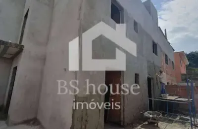 Apartamento 'sem condomínio', 2 dormitórios e 1 vaga