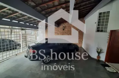 Casa com 3 quartos à venda na Rua Paranapiacaba, Vila Pires, Santo André