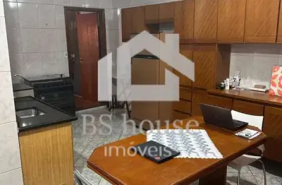 Casa de 142m² com 2 dormitórios, 1 suíte, 2 vagas - parque novo oratório