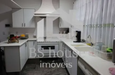 Casa com 4 quartos à venda na Rua Sete de Abril, Vila Pires, Santo André