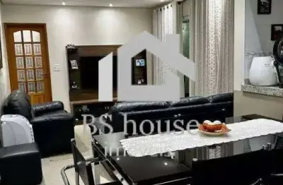 Apartamento 3 dormitórios, quintal churrasqueira com 85 m² campestre