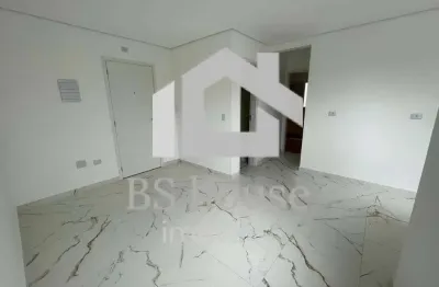 Cobertura 2 dormitórios, 1 suíte, 2 vagas - próximo ao campestre