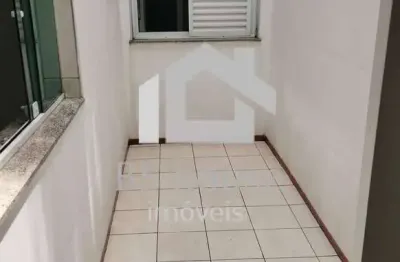 Apartamento 2 dormitórios - baixo condomínio - ótima localização