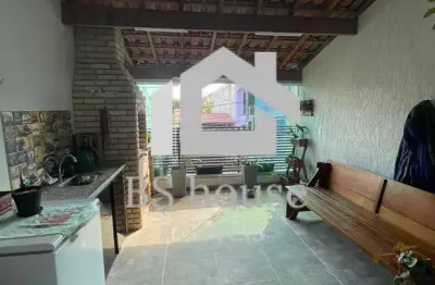 Sobrado 3 dormitórios sendo uma suíte, área gourmet- camilópolis