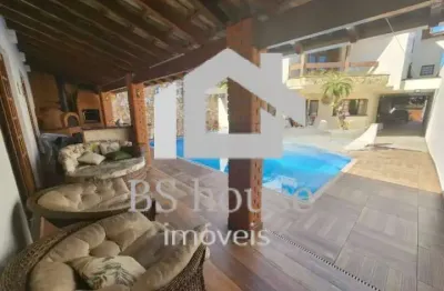 Sobrado 500 m² com área gourmet e 8 vagas - campestre