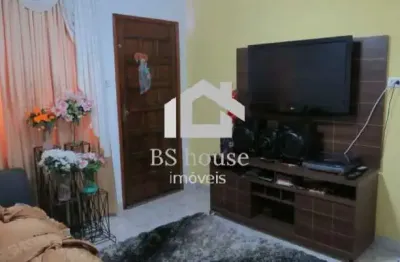 Casa 2 dormitórios e 2 vagas com mais casas no quintal - valparaíso