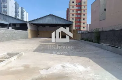 Galpão em santo andré com localização previlegiada e de fácil acesso.