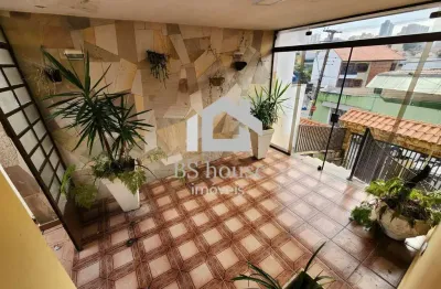 Casa com 3 quartos para alugar na Rua Porto Carrero, Campestre, Santo André