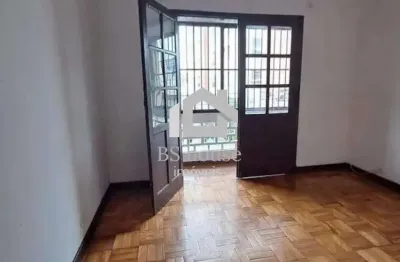 Sobrado com 139m²,  3 dormitórios, 1 suíte, 1 vaga - Jd. Bela Vista