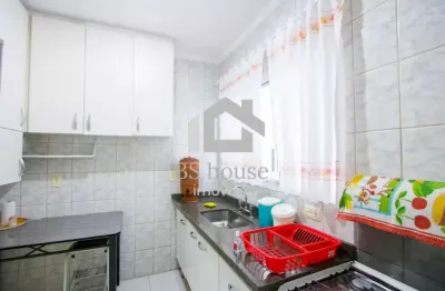 Apartamento com 56m², 2 dormitórios, 1 suíte, 2 vagas - Vila Pinheirinho