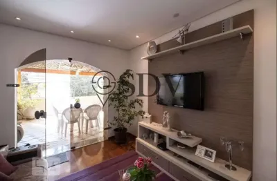 Casa com 3 quartos à venda na rua padre agostinho mendicute, 703, sumaré, são paulo por r$ 1.800.000