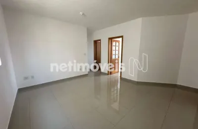 Excelente oportunidade em uma das ruas mais calmas e ao mesmo tempo próximo a todo tipo de comercio.