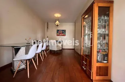 Casa com 5 quartos para alugar na Rua Júlio de Castilho, Betânia, Belo Horizonte